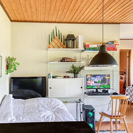 Awesome Home In Lenhovda With Wifi Bagian luar foto