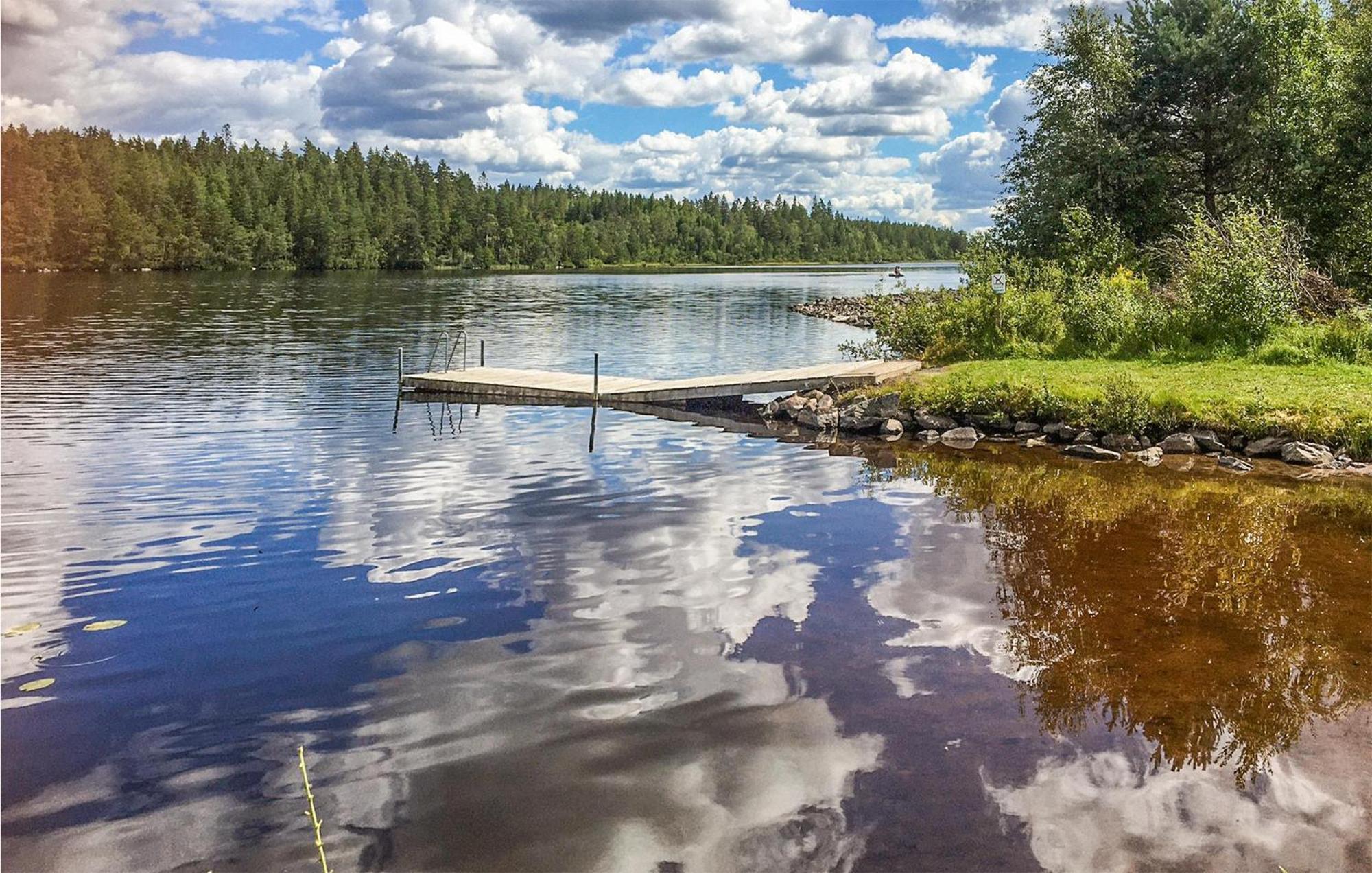 Awesome Home In Lenhovda With Wifi Bagian luar foto